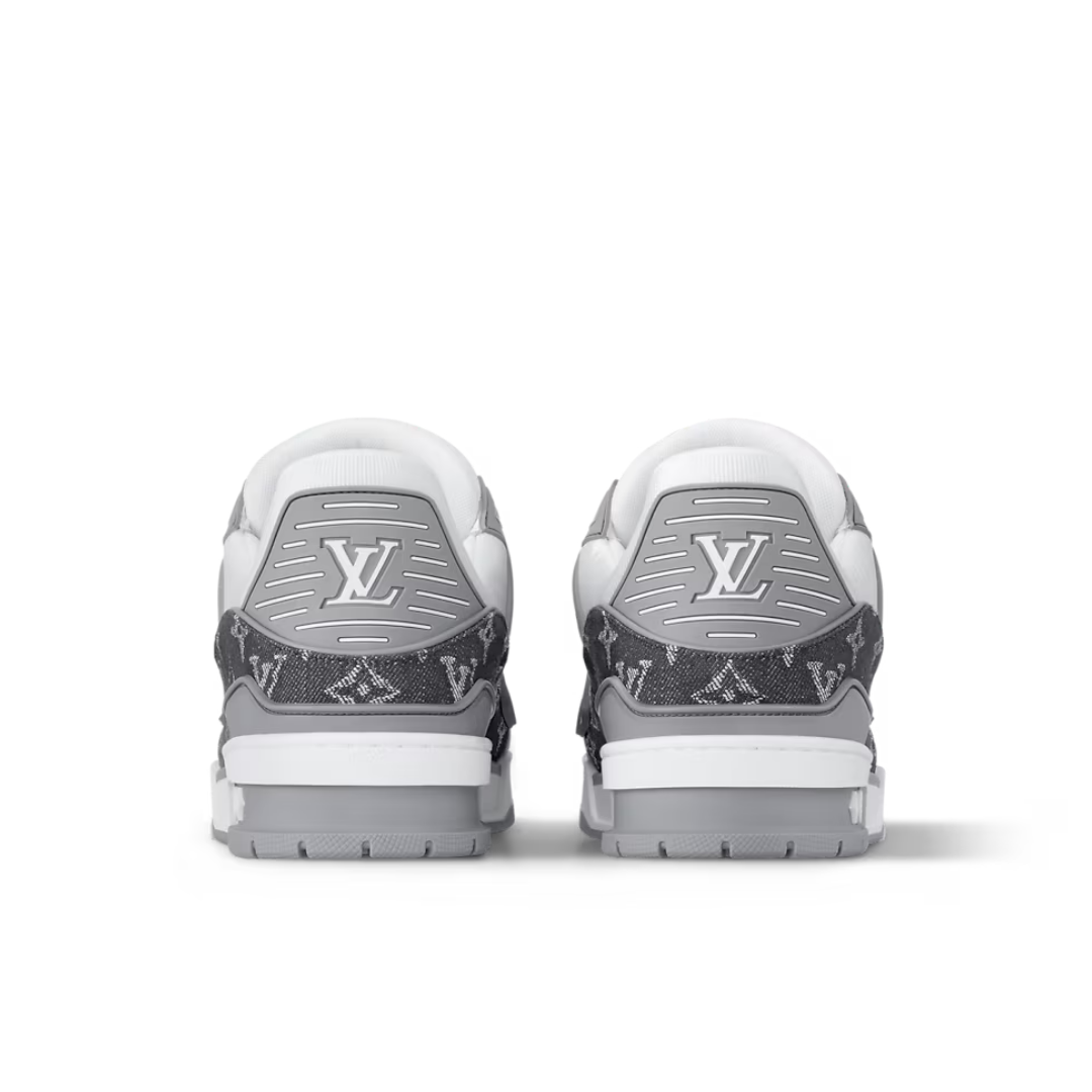 Monogram White Grey