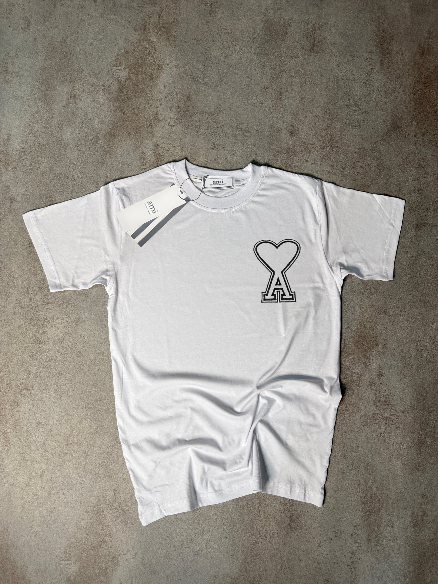 CAMISETA AMI