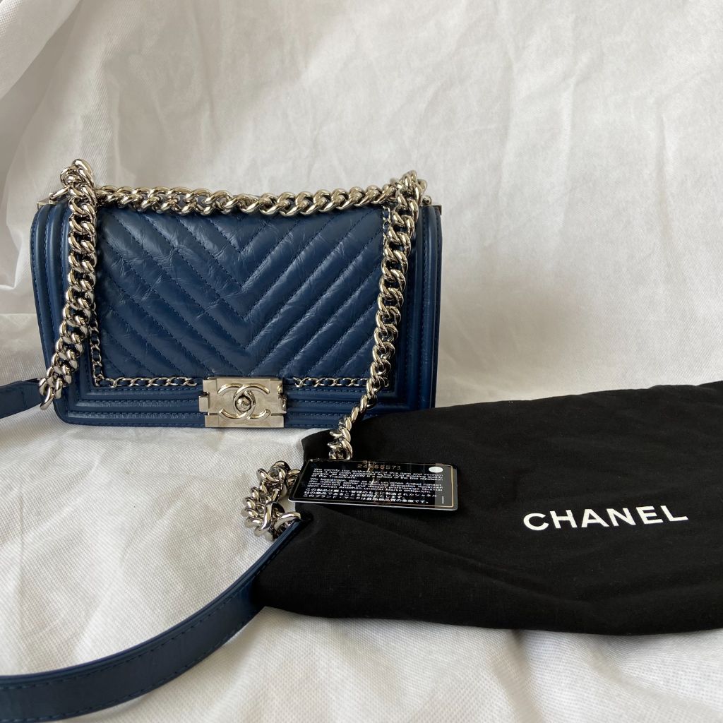 Chanel Aged Calfskin Chevron Quilted Medium Jacket Boy Flap