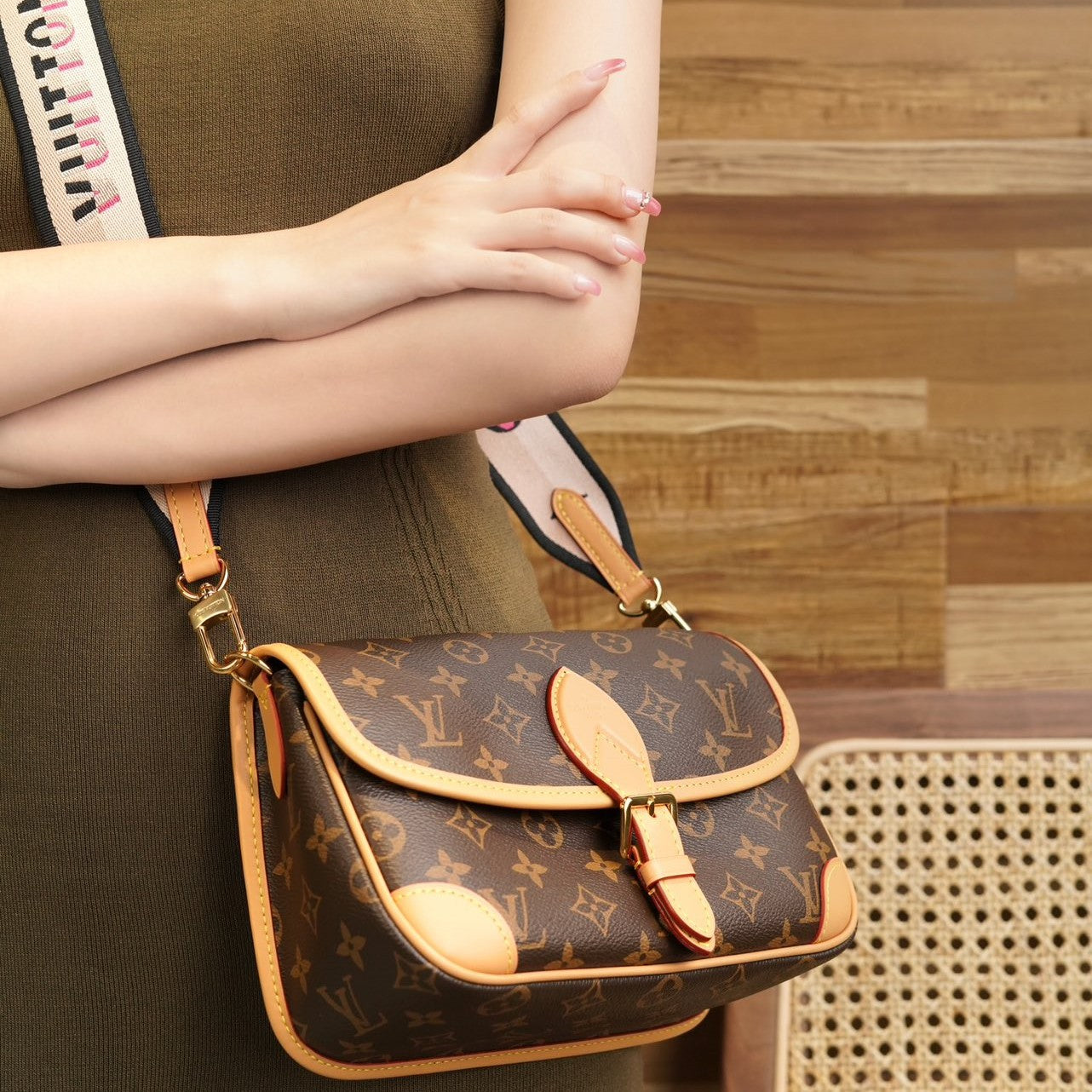 L V Diane PM M45985