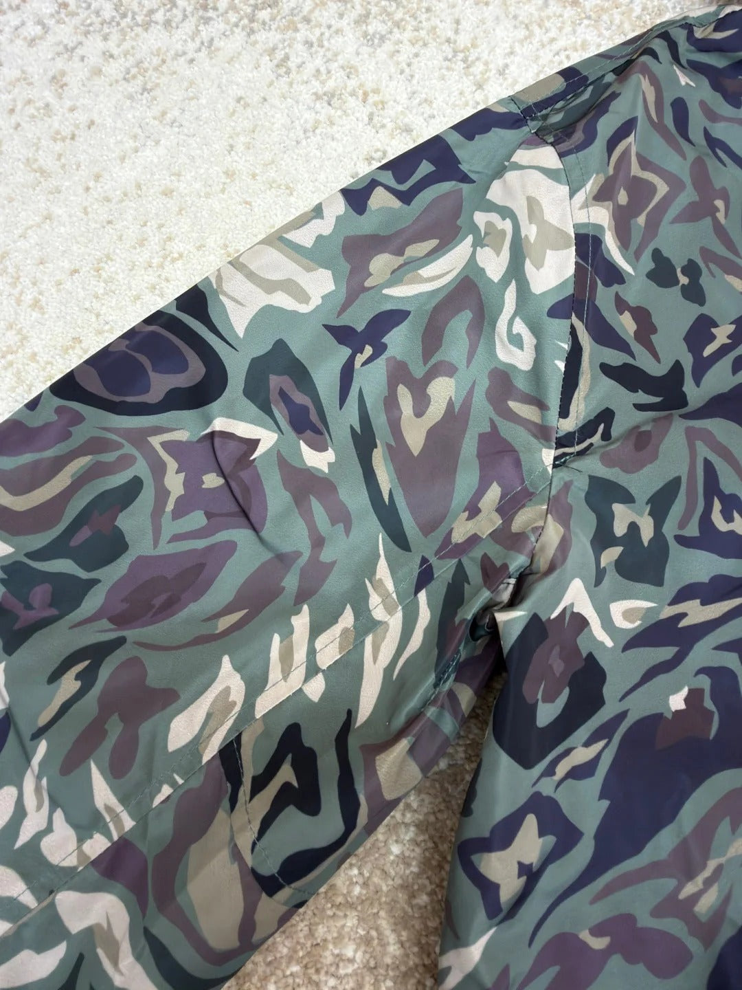 LV 25S HOODED JACKET 0159