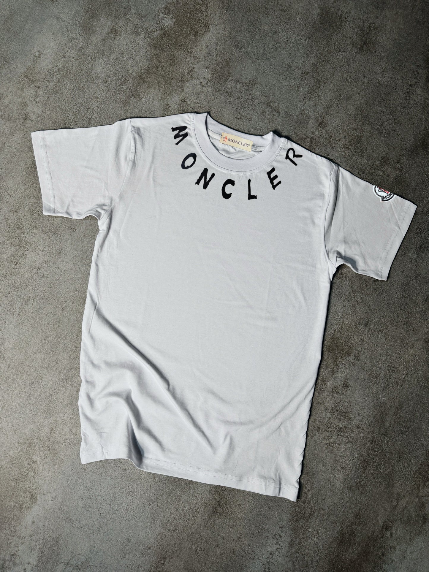 CAMISETA MONCL£R