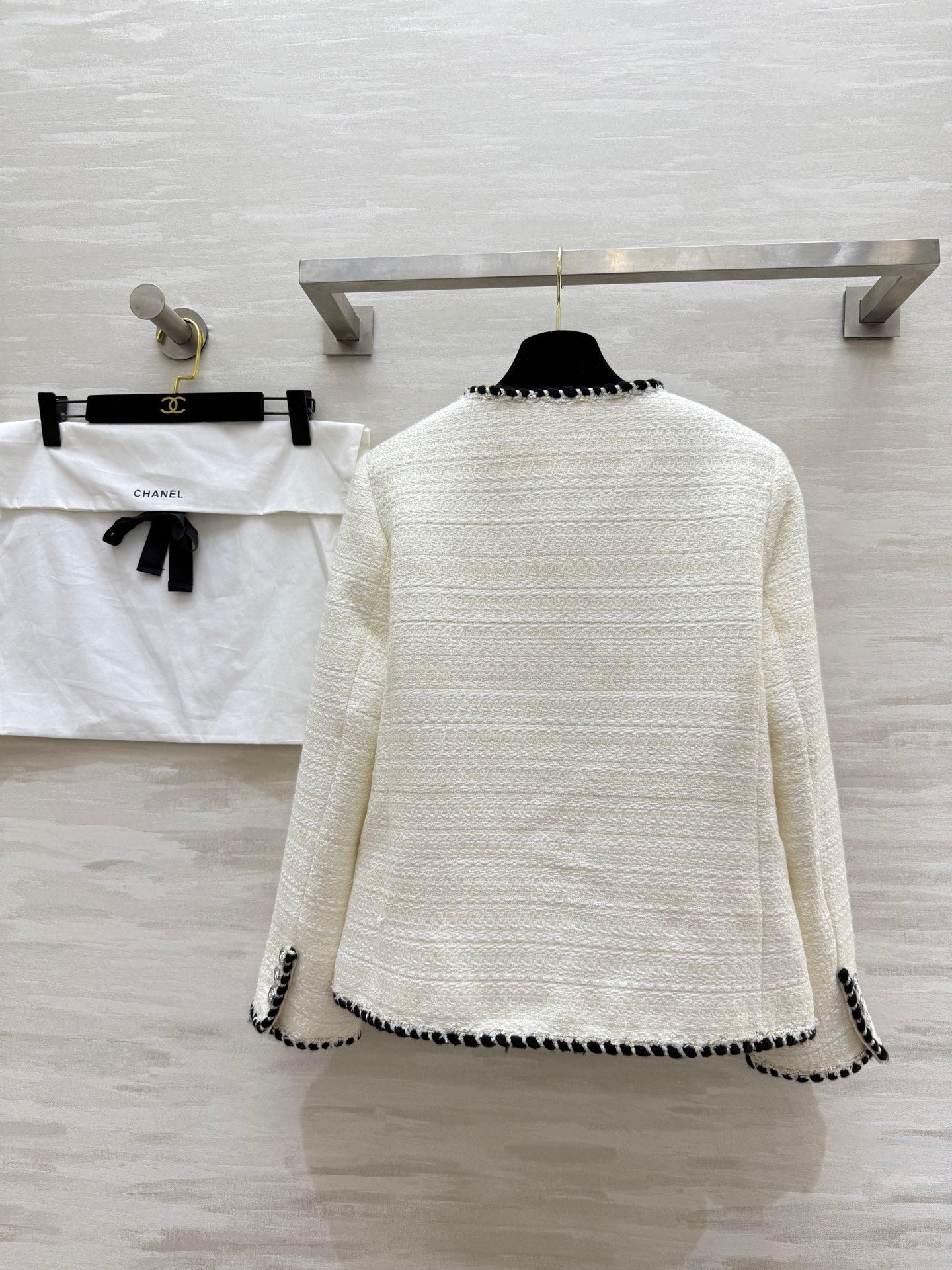 CHANEL 25S JACKET STYLE 242