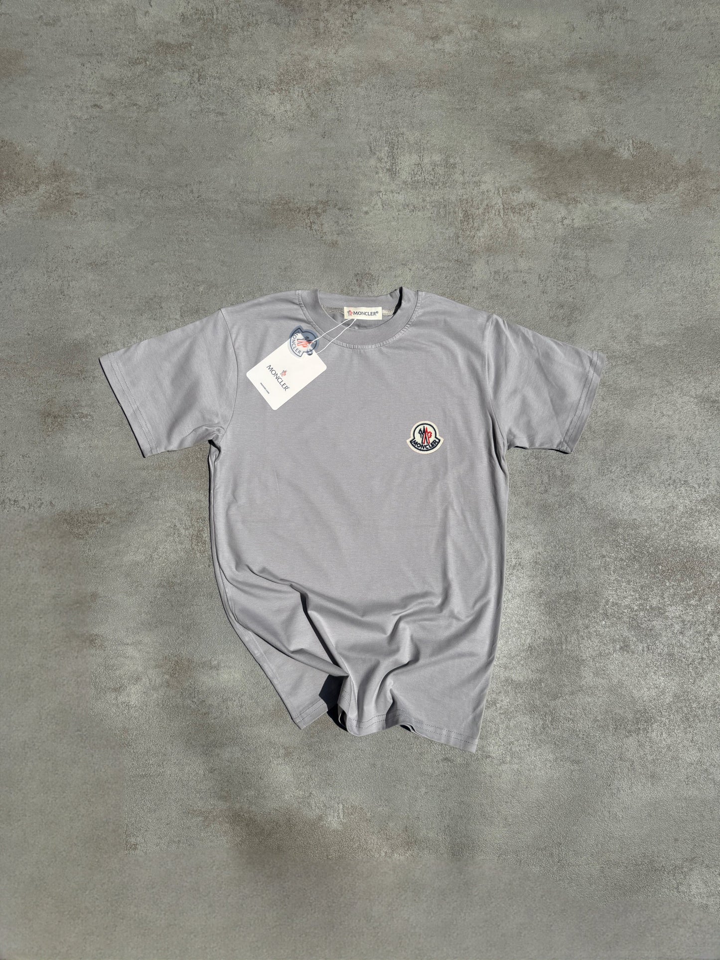 CAMISETA MONCL£R