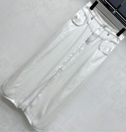 CHANEL HIGH-WAIST SKIRT WITH CUT-OUT HEM 274762