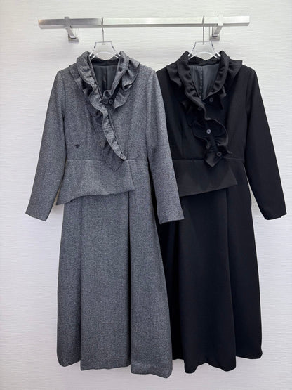 CD 25SS Ruffled V-neck Dress Black Wool 306508