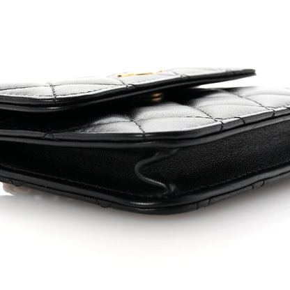 Lambskin Quilted Pearl Crush Clutch With Chain Black