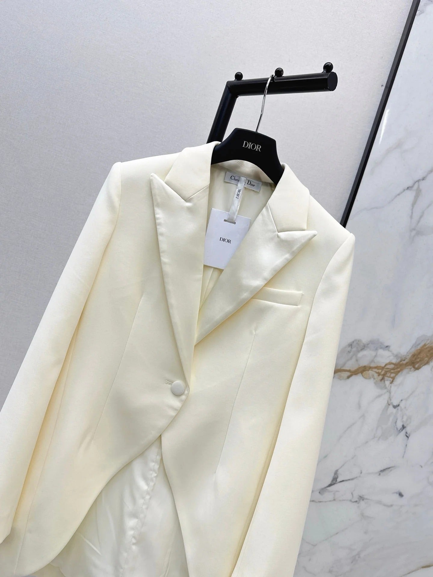 DIOR 25S TAILCOAT 610