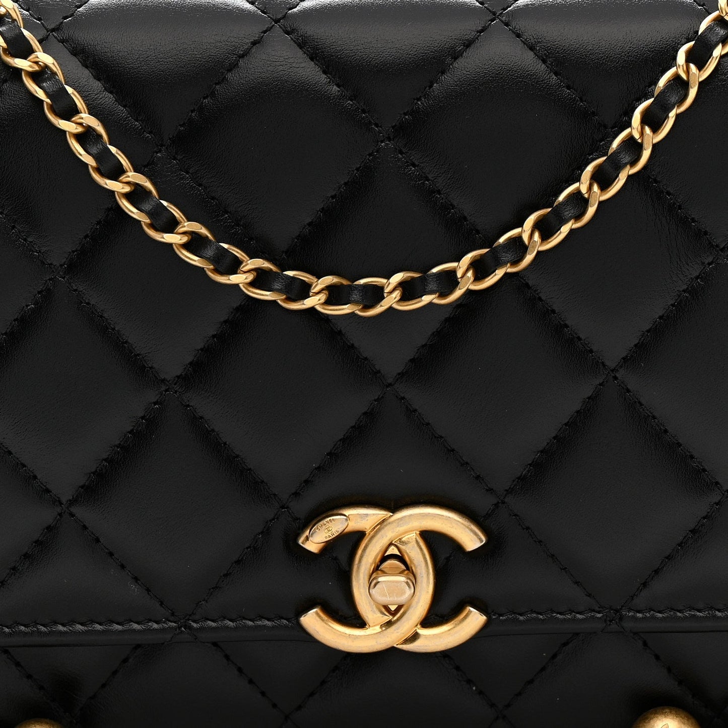Calfskin Quilted Perfect Fit Wallet On Chain WOC Black