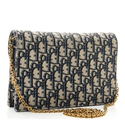 Oblique Saddle Chain Pouch Blue