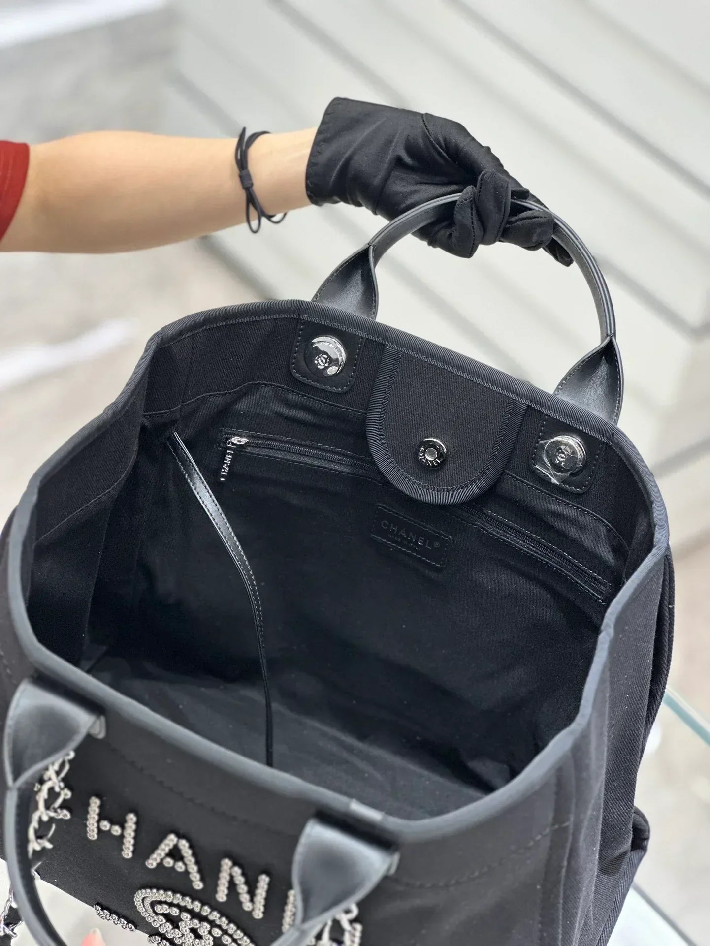 Chanel Natural Canvas and Black Leather Large Pearl Deauville Tote - 30x39x22cm