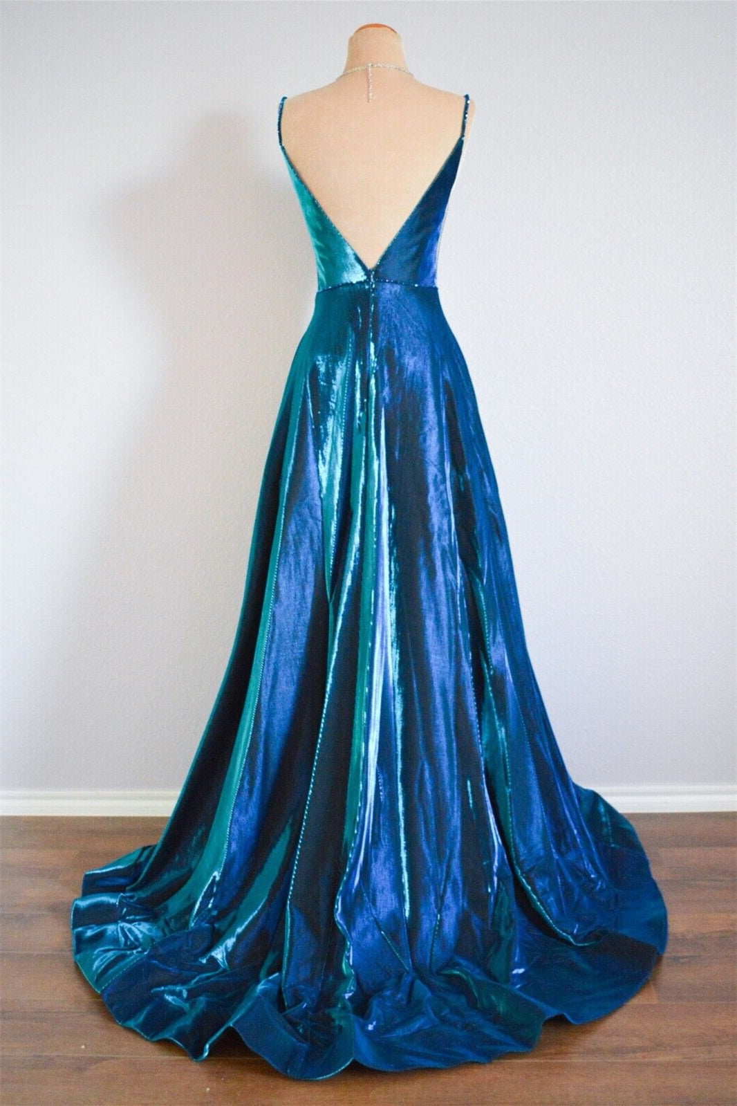 Satin A-Line Sleeveless Open Back Party Prom Dress