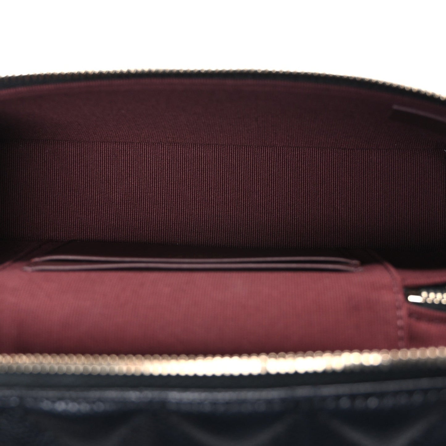 Caviar Quilted Top Handle Slim Vanity With Chain Black