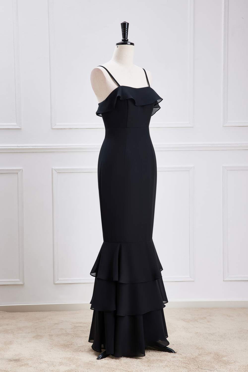 Black Spaghetti Straps Mermaid Ruffled Layers Long Bridesmaid Dress