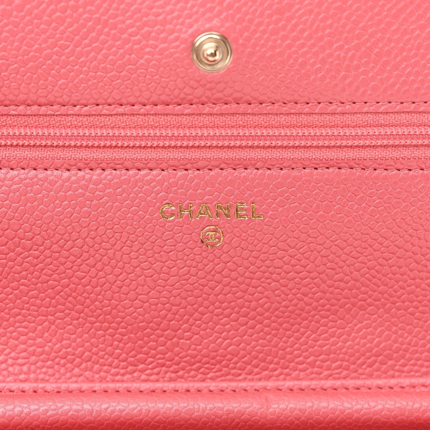 Caviar Quilted Wallet on Chain WOC Pink