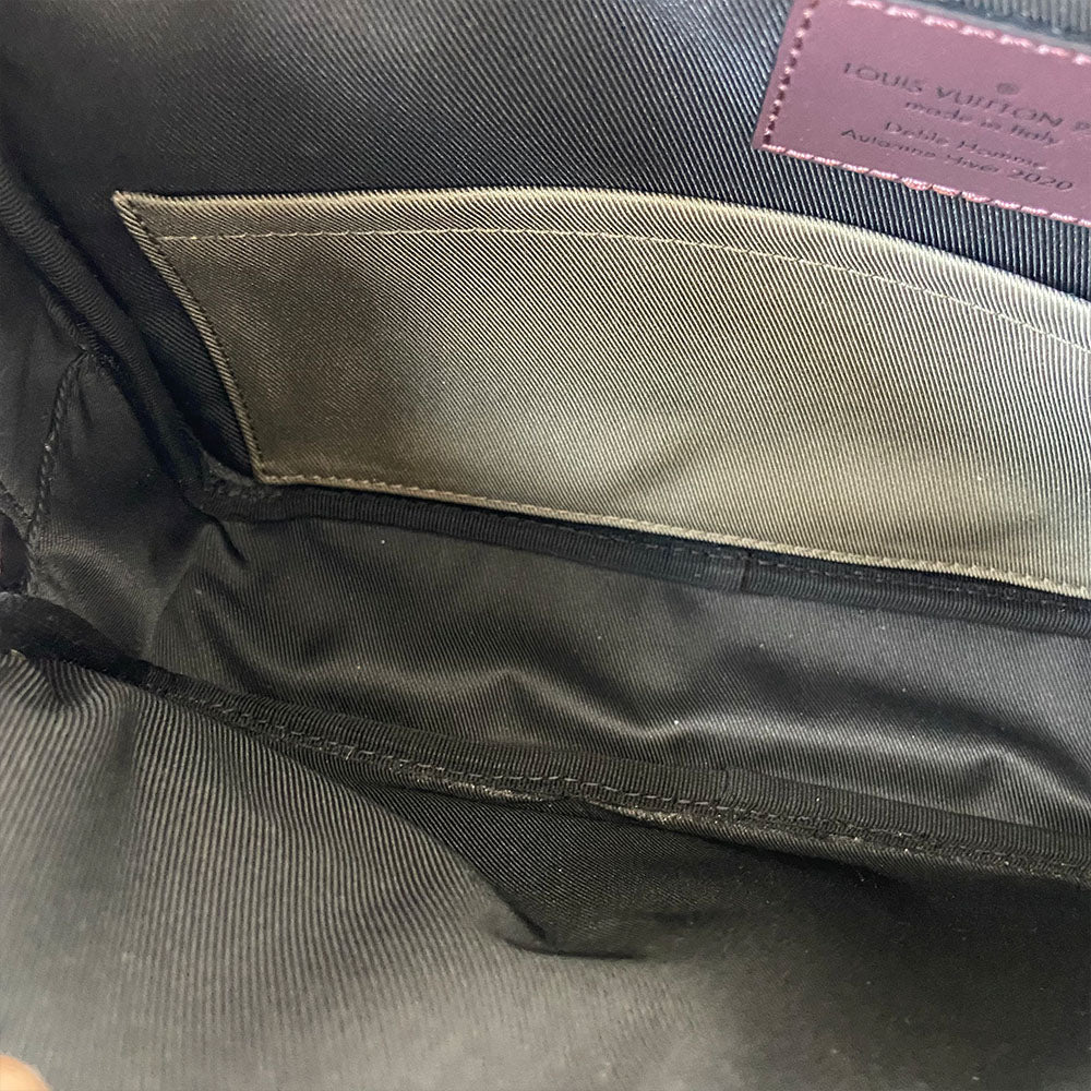 Louis Vuitton multi pocket