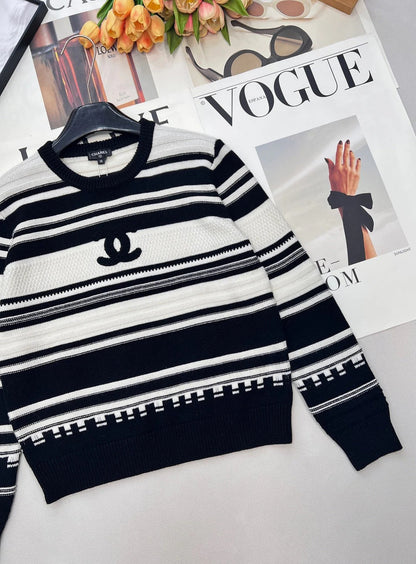 CC 26 Striped Plush Letter Knit Sweater Black White Wool 785169