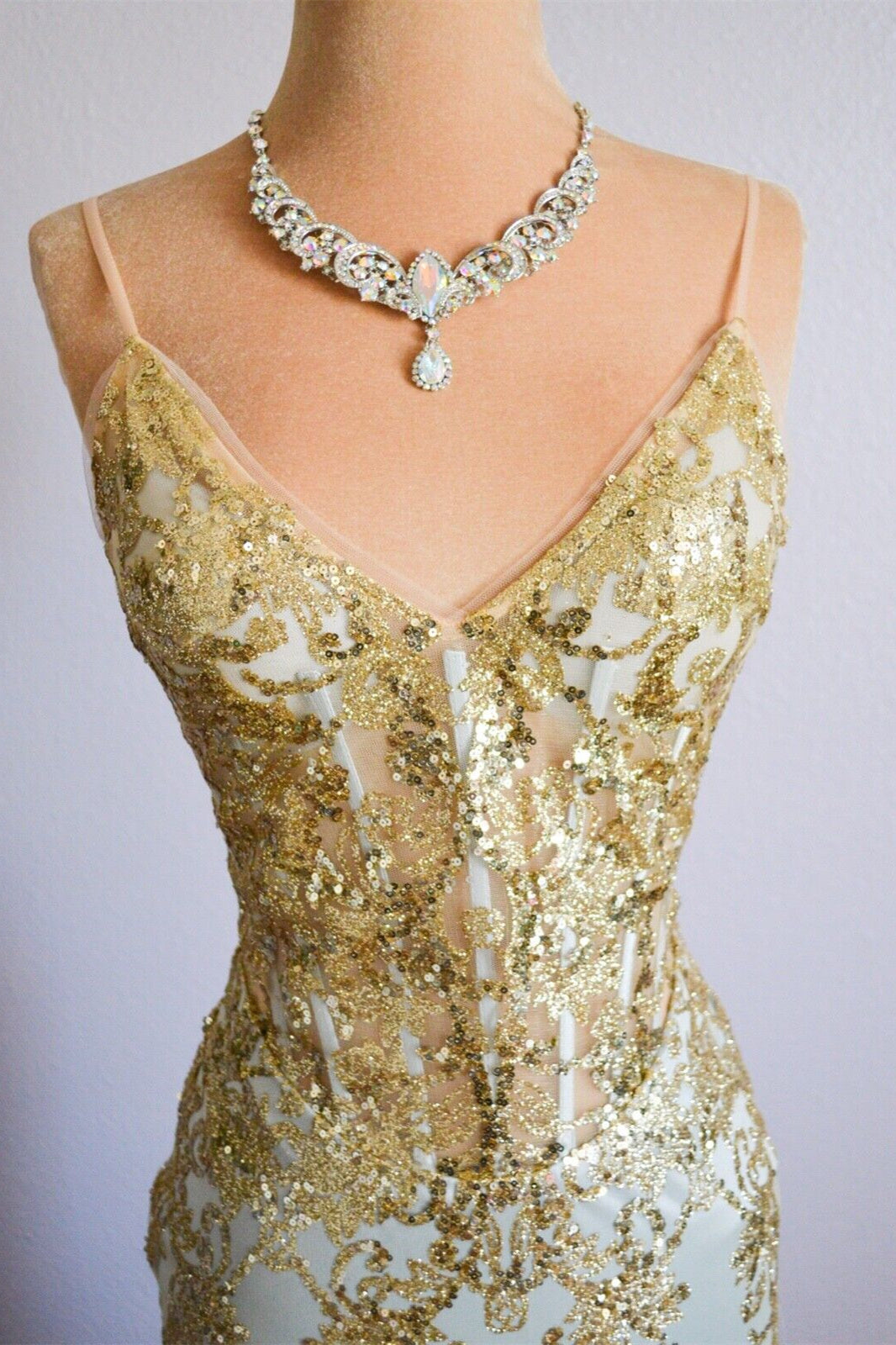 Sparkly V-Neck Sleeveless Mermaid Lace Prom Party Dress
