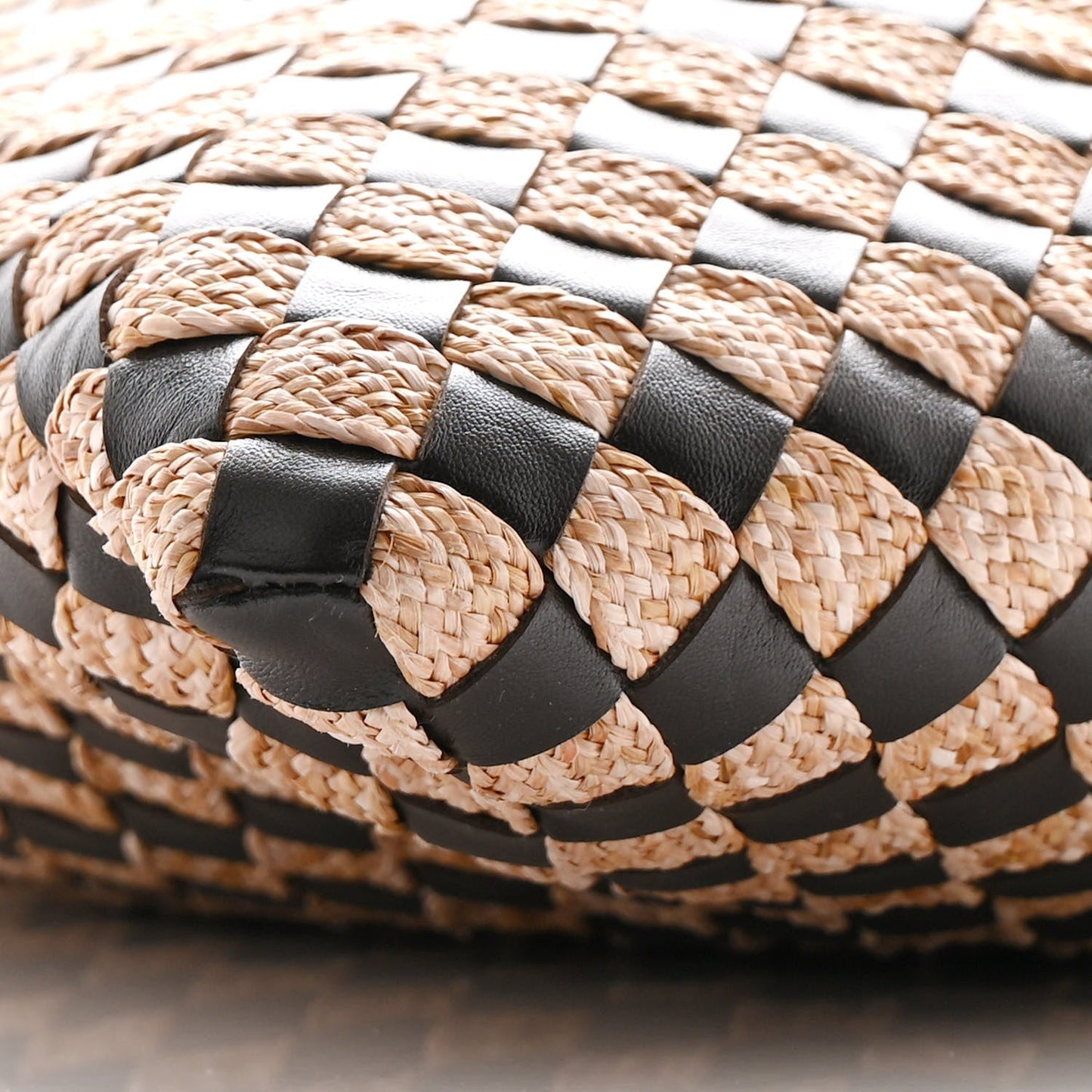 Nappa Raffia Intrecciato Large Hop Fondant Natural