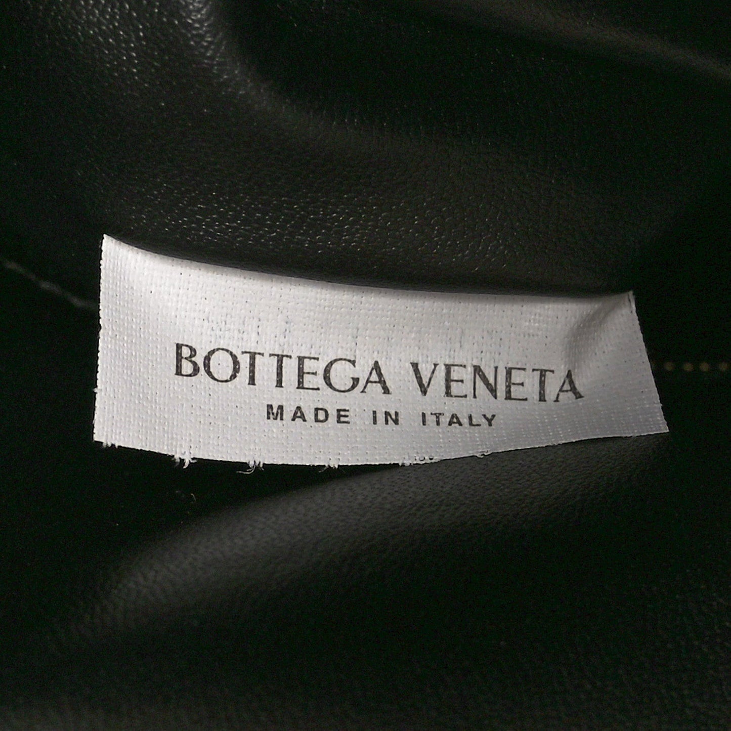 Silky Calfskin Large Hop Black