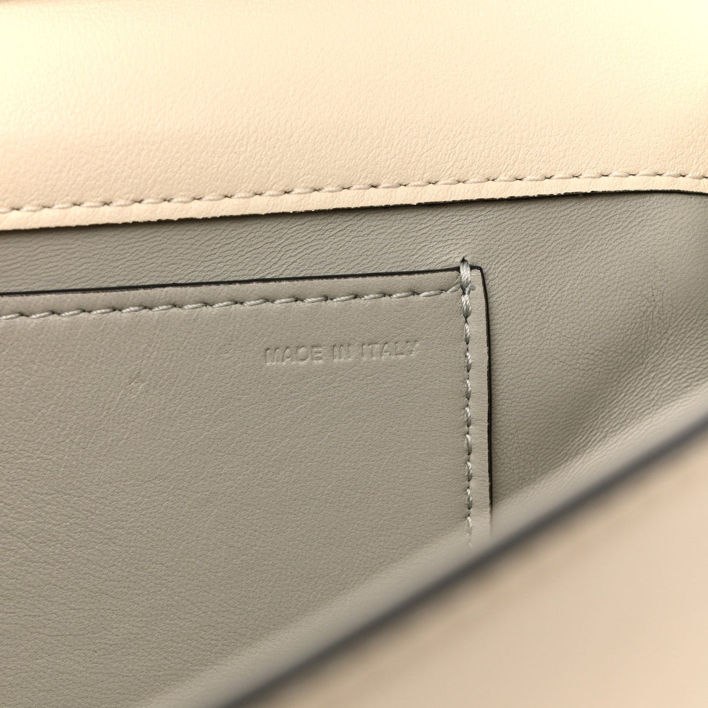 Calfskin Vlogo Loco Shoulder Bag Light Ivory