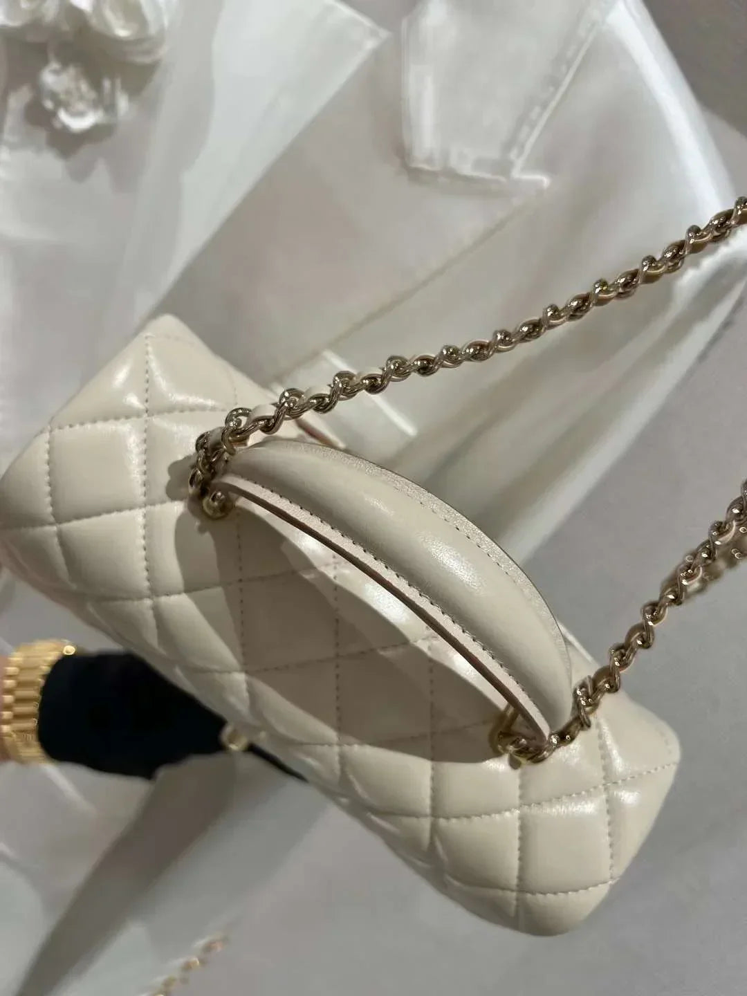 CHANEL Flap Bag With Top Handle Beige Size 20x9x13 cm