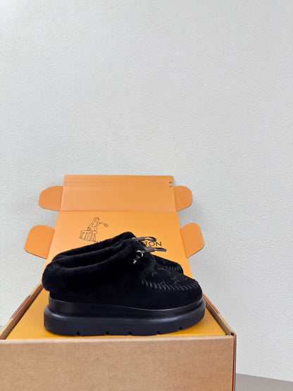 LV Lamb-lined Platform Slippers Black Lamb Wool Suede 566892