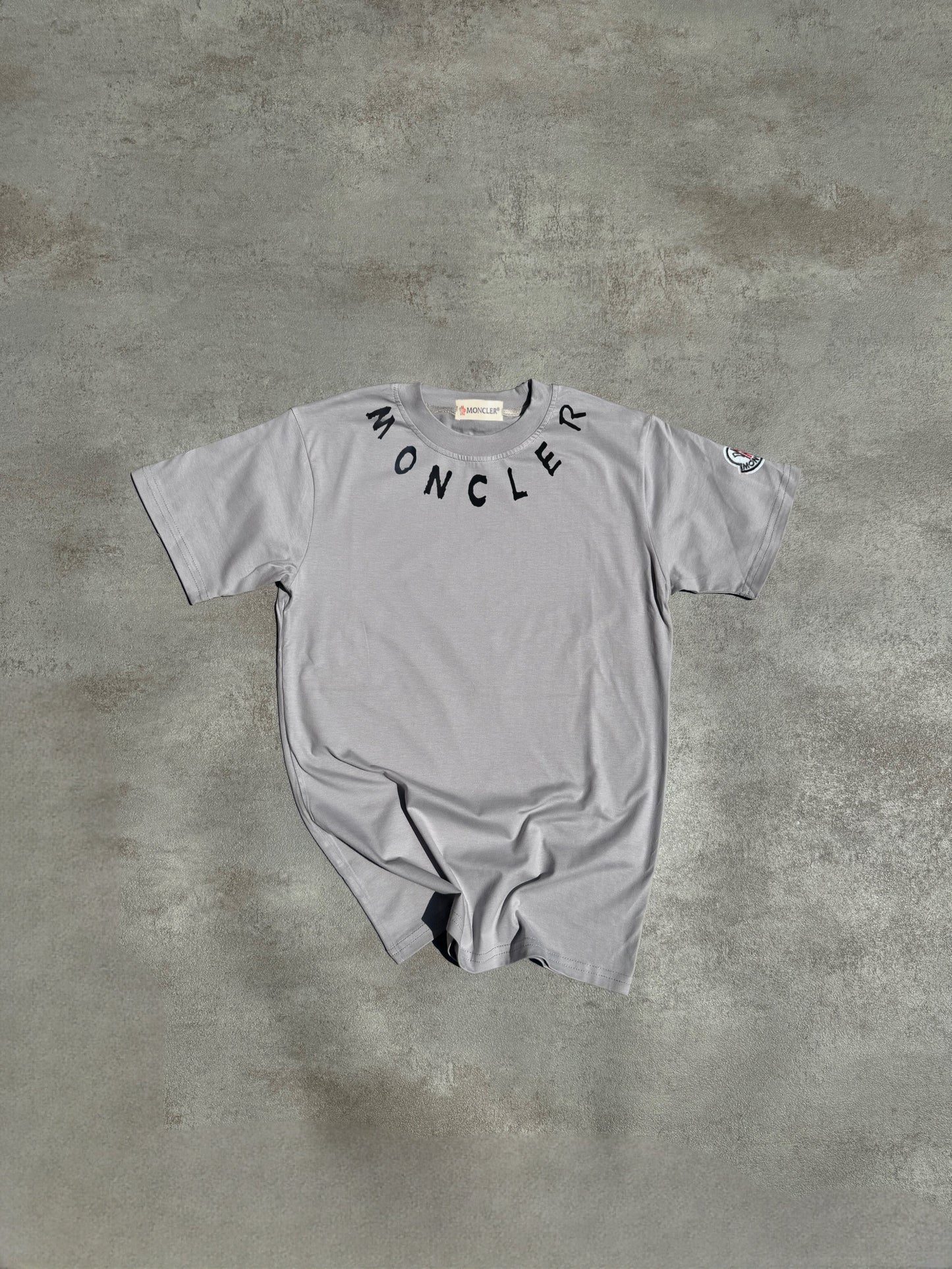 CAMISETA MONCL£R