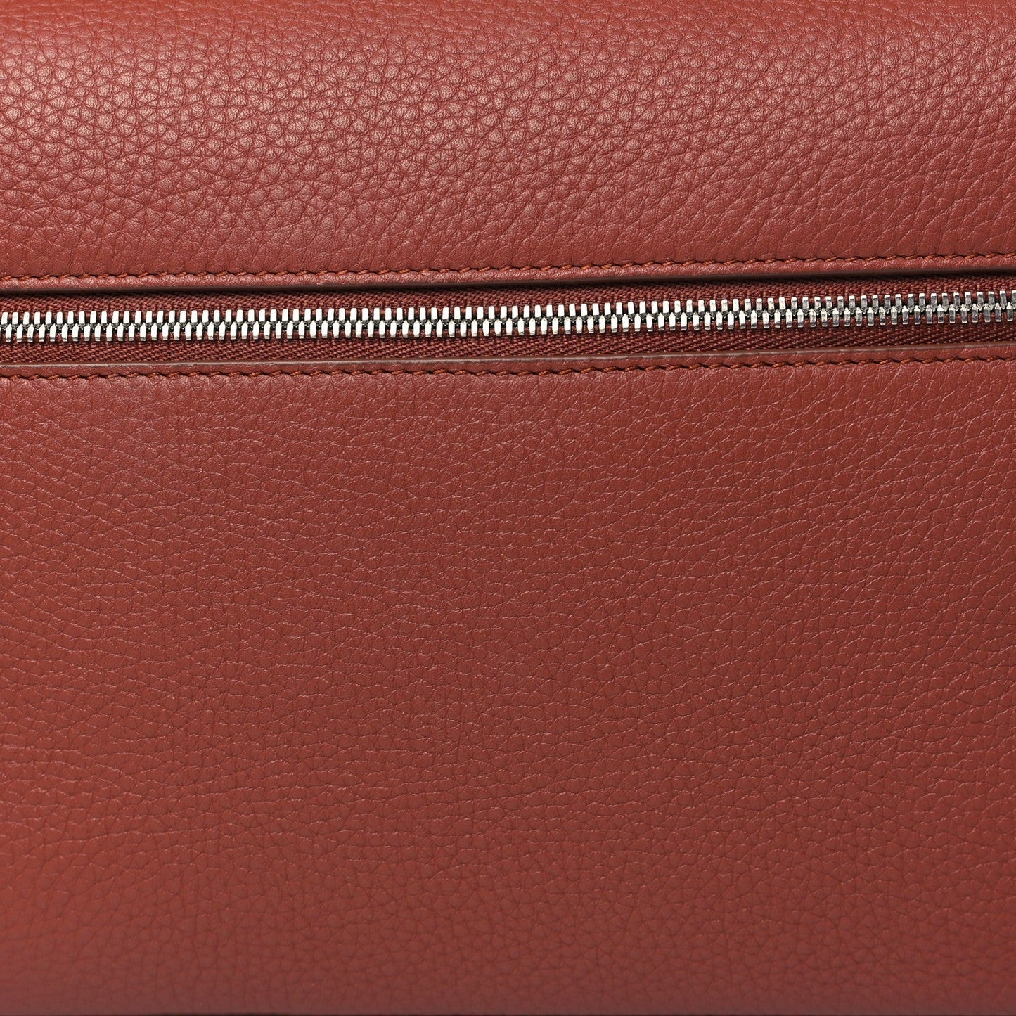Tender Calfskin Extra Pocket L27 Kummel