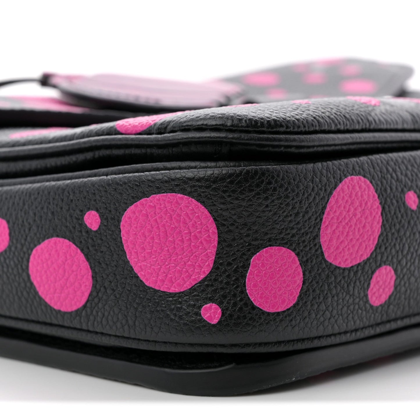 LV x YK Empreinte Monogram Giant Pochette Metis Black Fuchsia