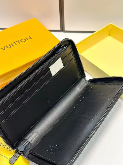 LV Louis Vuitton Classic Simple Black Clutch Bag 19x10cm