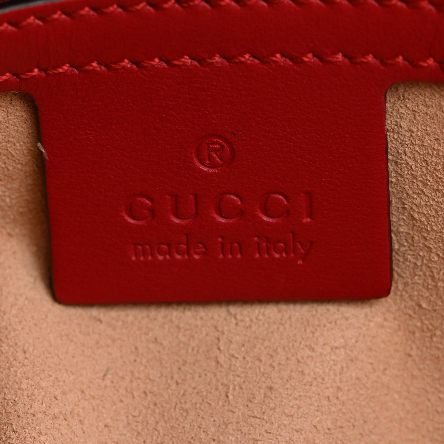 Calfskin Matelasse Small GG Marmont Shoulder Bag Hibiscus Red
