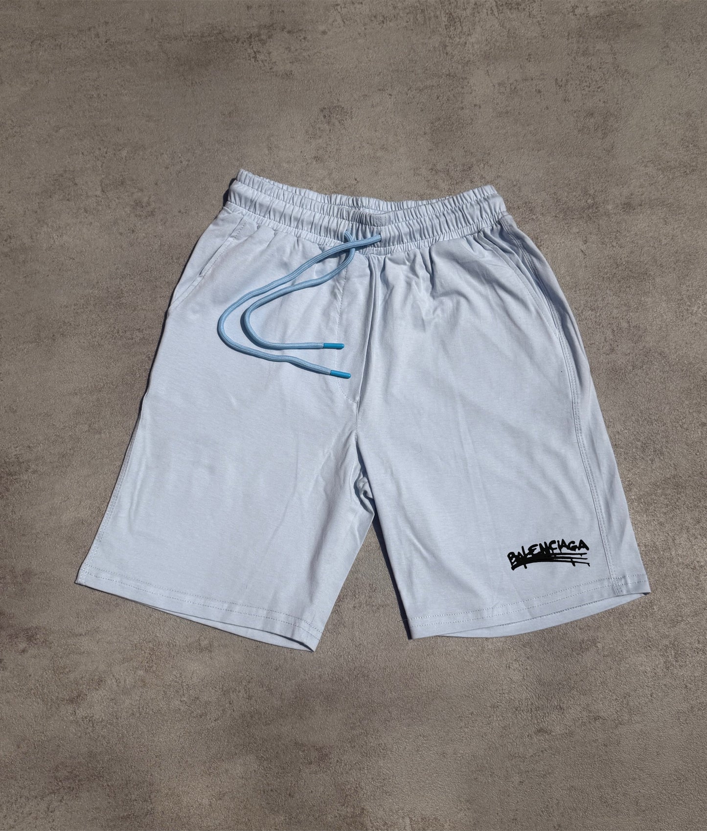 Pantalones cortos BALENCIAG@