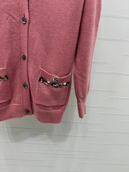 CHANEL HEAVY KNIT CARDIGAN WITH EMBELLISHED FLORAL DETAILS 274876