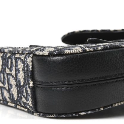 Grained Calfskin Oblique Saddle Vertical Messenger Pouch Beige Black