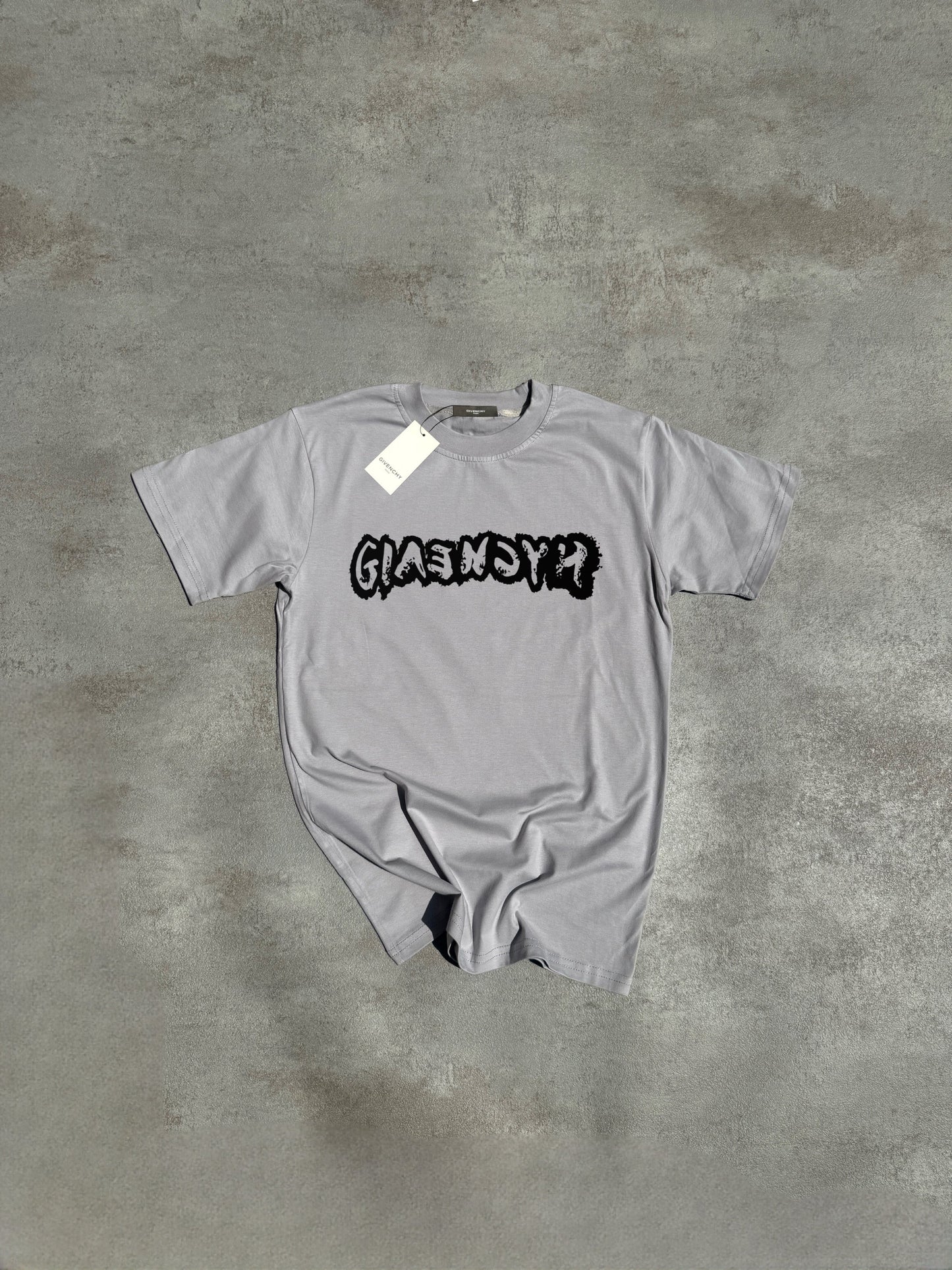 CAMISETA GIVENĆHY