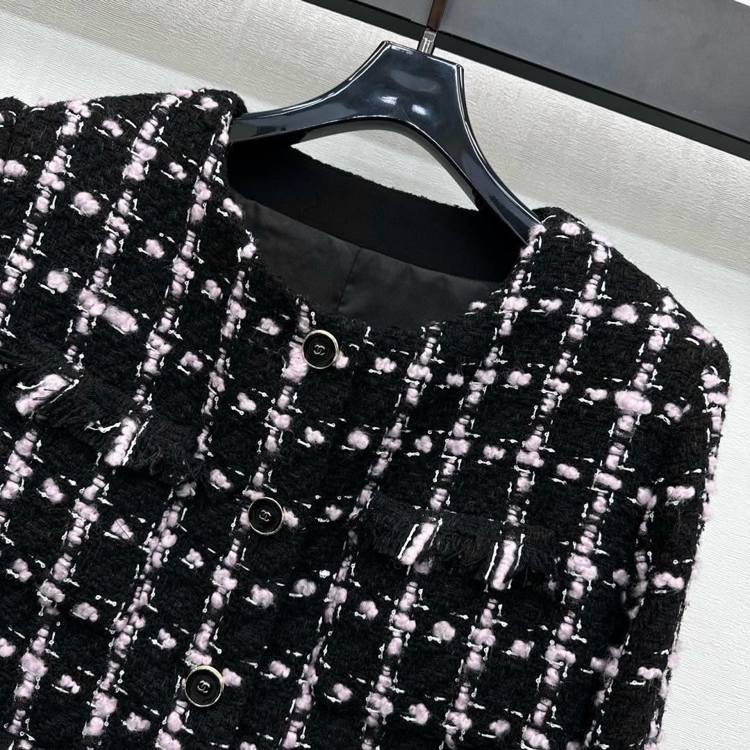 CHANEL WOOL JACKET STYLE 266
