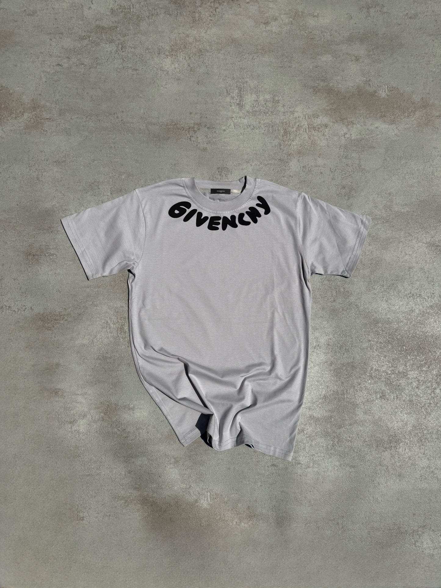 CAMISETA GIVENĆHY