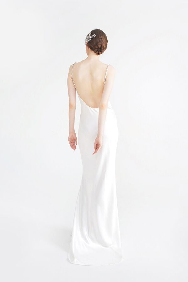 Bateau Sleeveless Backless Mermaid White Long Satin Evening Dress