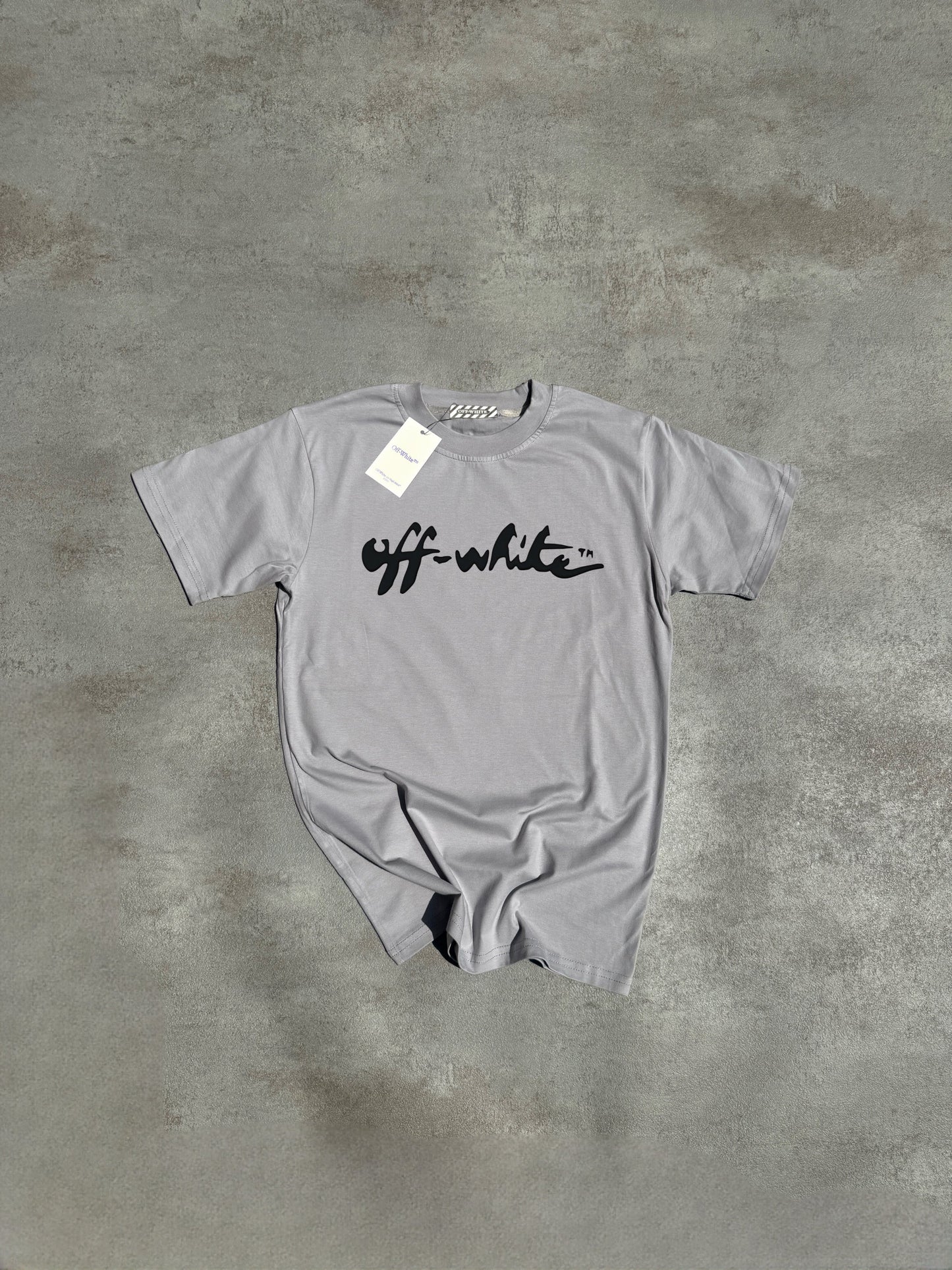 CAMISETA OFF WHlTE