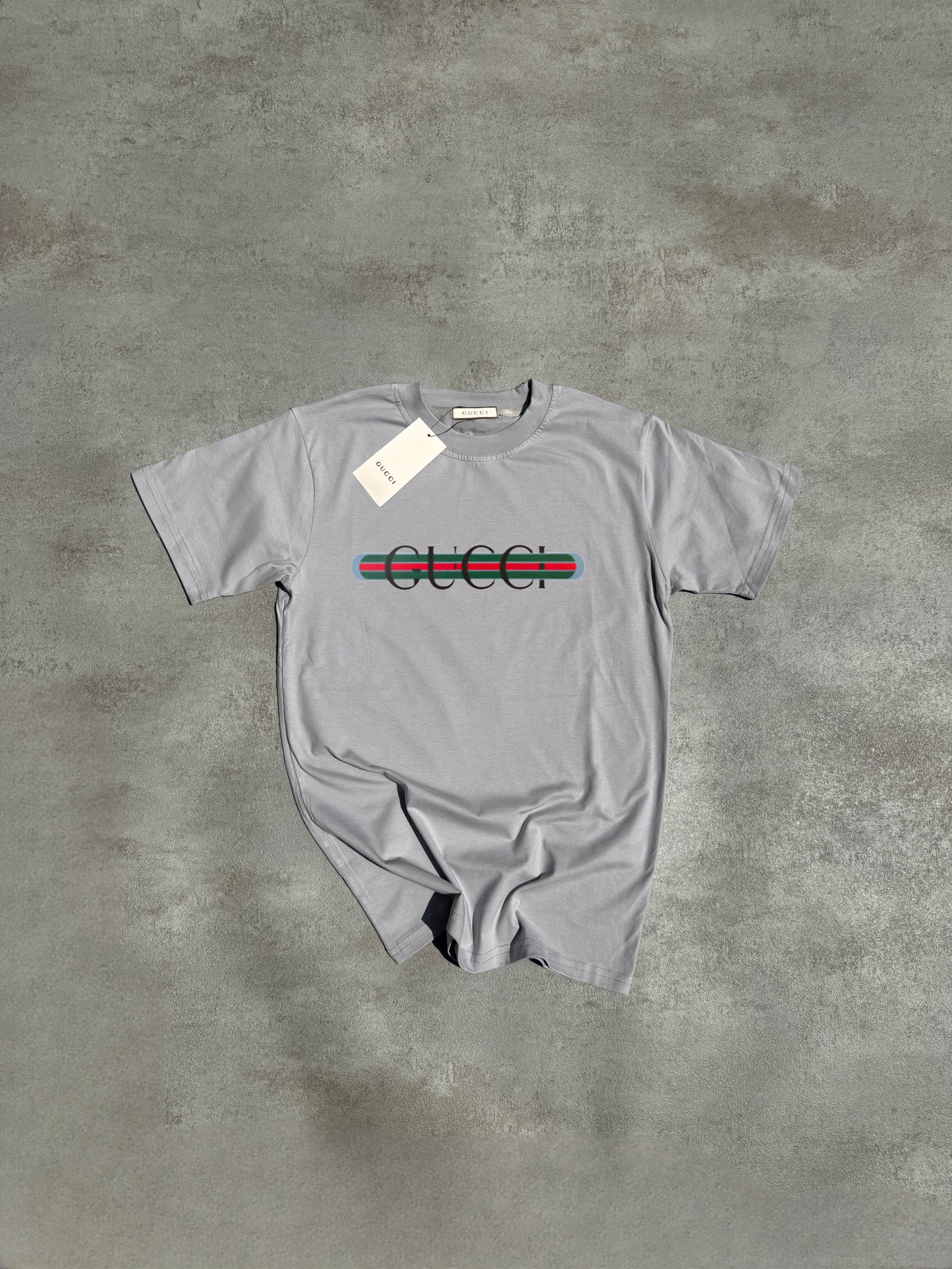 CAMISETA GUCCl