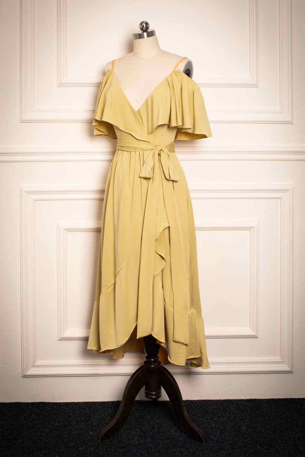 Yellow V Neck Flaunt Sleeves Faux-Wrap Chiffon Knee Length Bridesmaid Dress