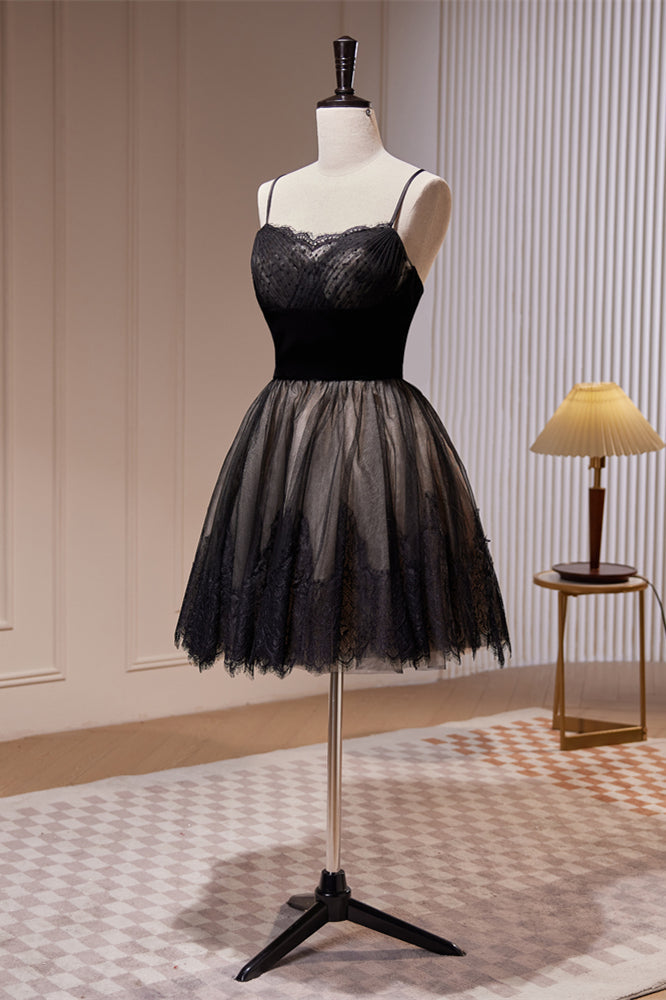 Black Lace Pleated Straps Tulle Homecoming Dress