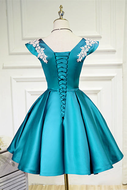 Red Flutter Sleeves V Neck Appliques Homecoming Dress with Bow