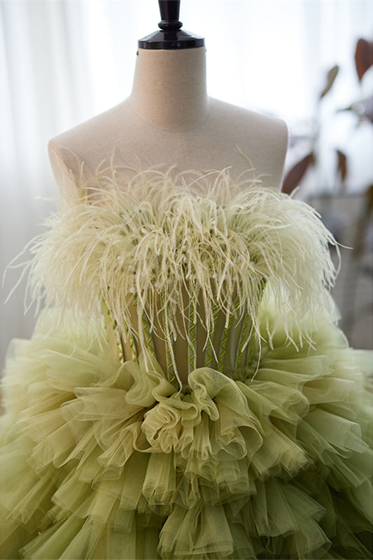 Green Strapless Boning Ruffle-Layers Formal Dress with Feathers