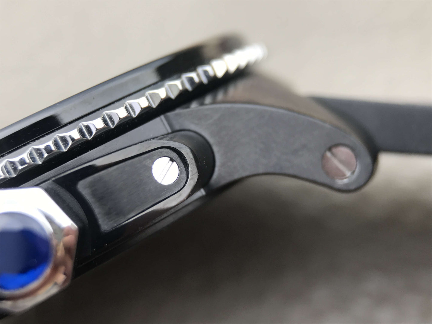 CALIBRE DIVER 42 AUTOMATIC BLACK CASE STEEL BEZEL