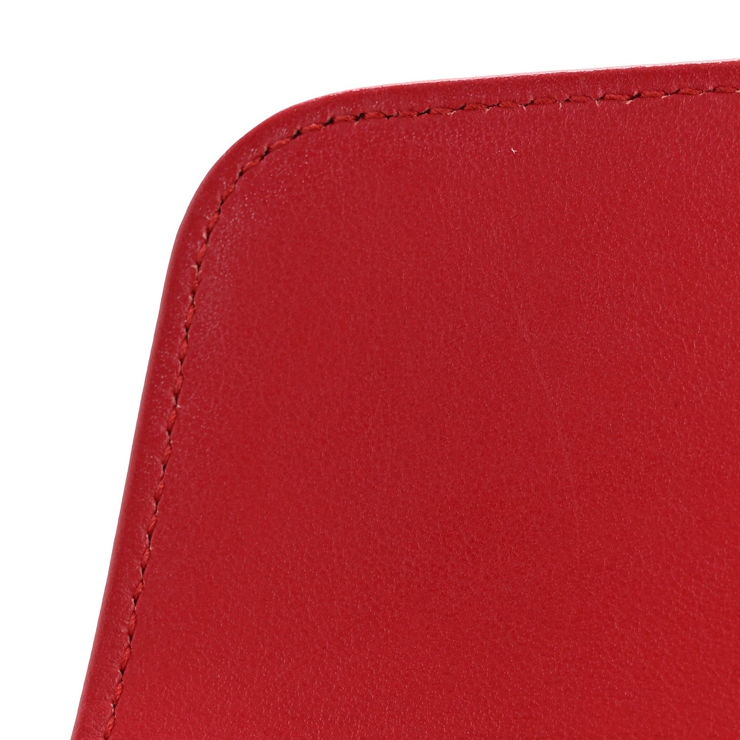 Calfskin Matelasse Small GG Marmont Shoulder Bag Hibiscus Red
