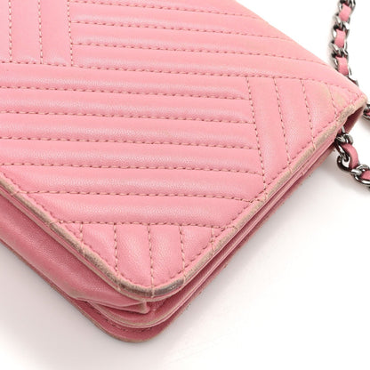 Lambskin Quilted CC Crossing Wallet On Chain WOC Pink