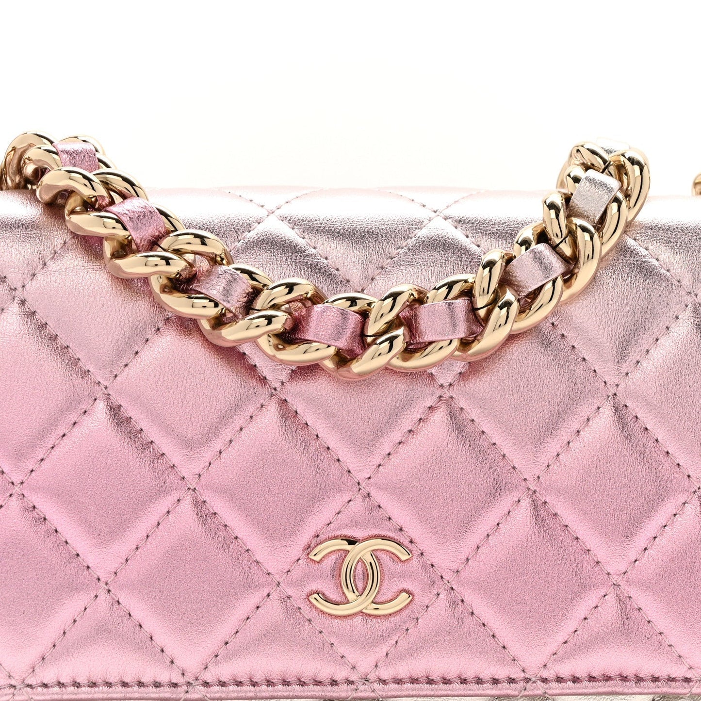 Gradient Metallic Lambskin Quilted Like A Wallet Wallet On Chain WOC Gold Pink