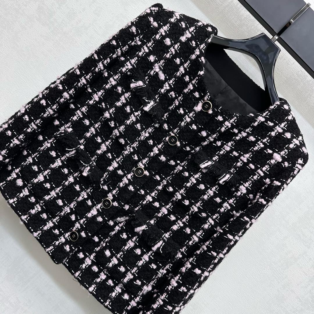 CHANEL WOOL JACKET STYLE 266